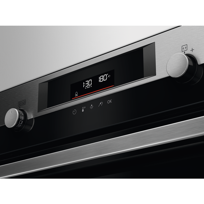 AEG - Мултифункционална фурна - BPE556360M