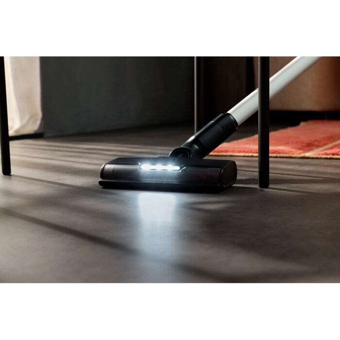 Cordless cleaner with LED light for high visibility of dust.