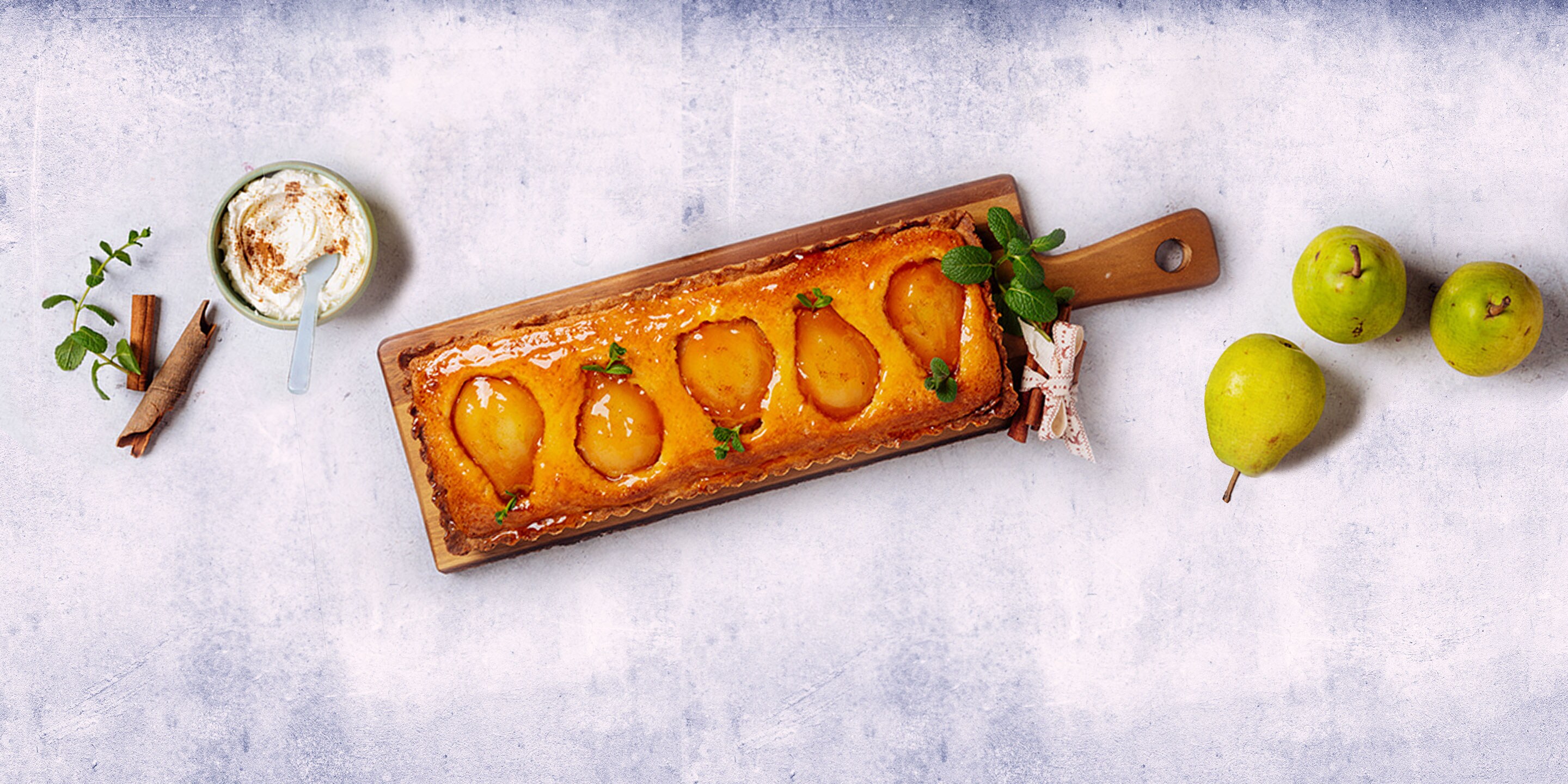 Бадемов тарт с круши